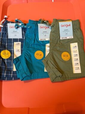 Cat & Jack Boys 3-Pack Shorts - Blue Plaid, Teal, Olive